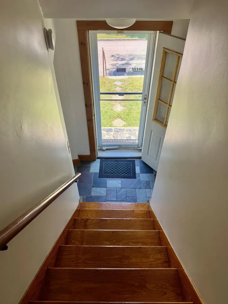 97 Concord Way Portsmouth NH 03801