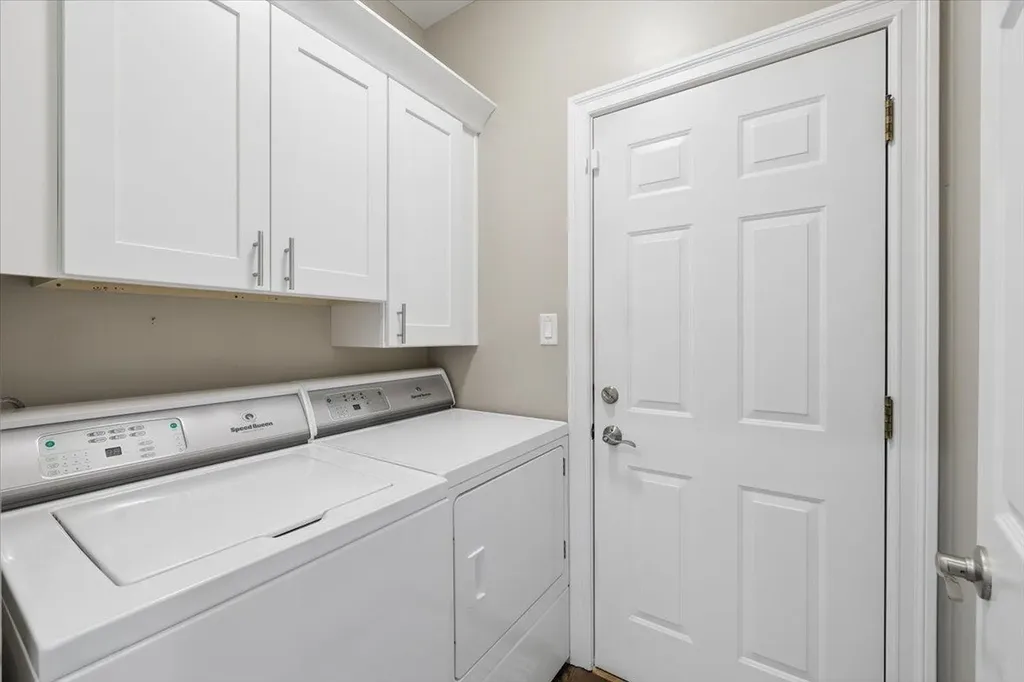 5 Pebble Beach Drive Bedford NH 03110