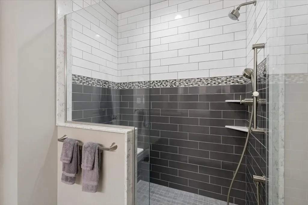 5 Pebble Beach Drive Bedford NH 03110