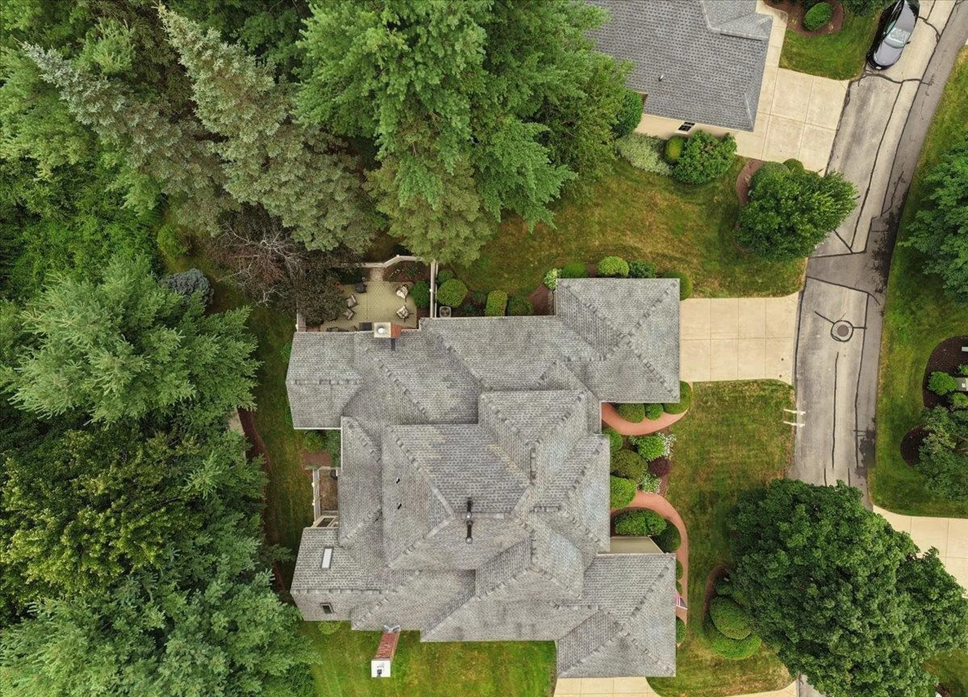 5 Pebble Beach Drive Bedford NH 03110