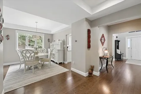 5 Pebble Beach Drive Bedford NH 03110