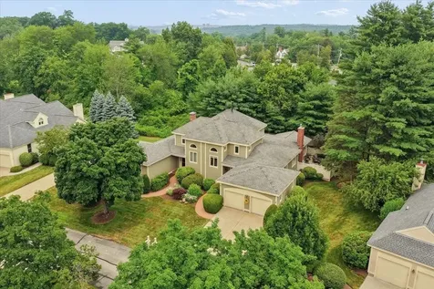 5 Pebble Beach Drive Bedford NH 03110