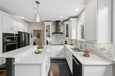 5 Pebble Beach Drive Bedford NH 03110