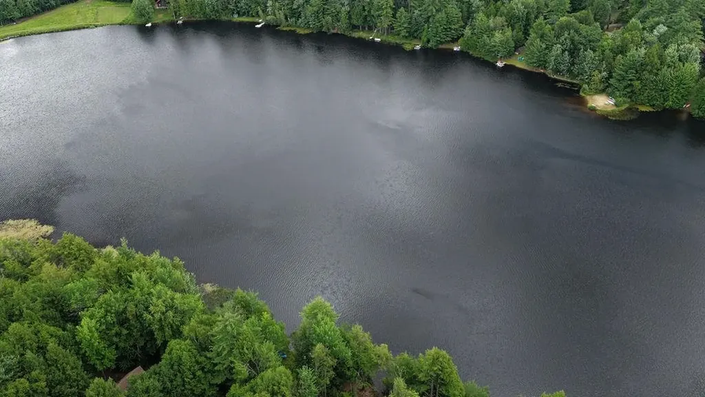 137 Lakeside Drive Haverhill NH 03765