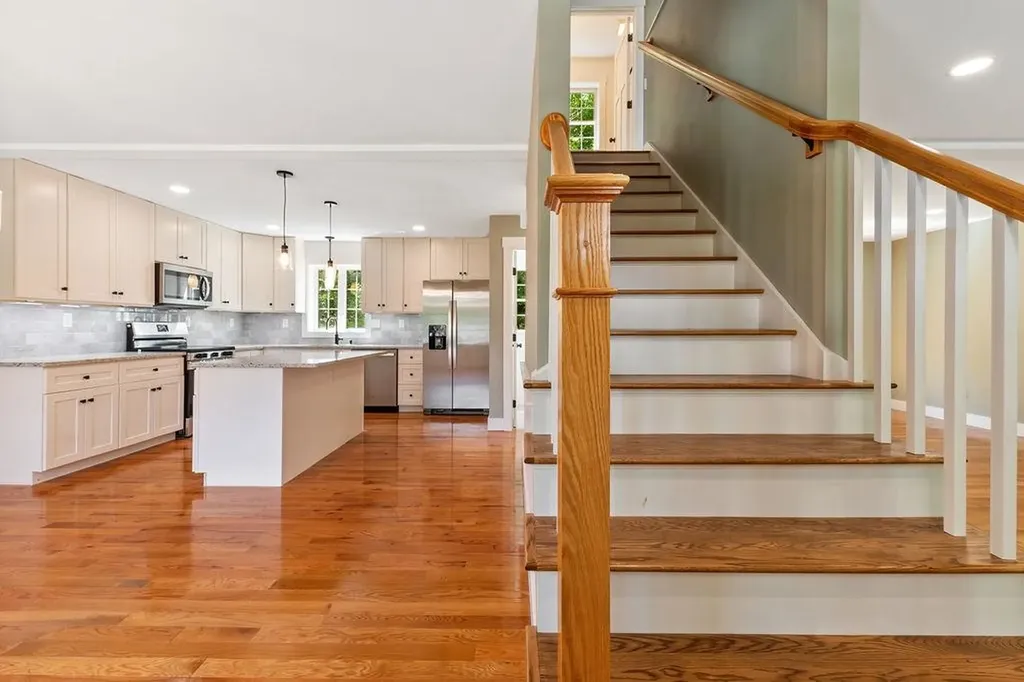 137 Lakeside Drive Haverhill NH 03765