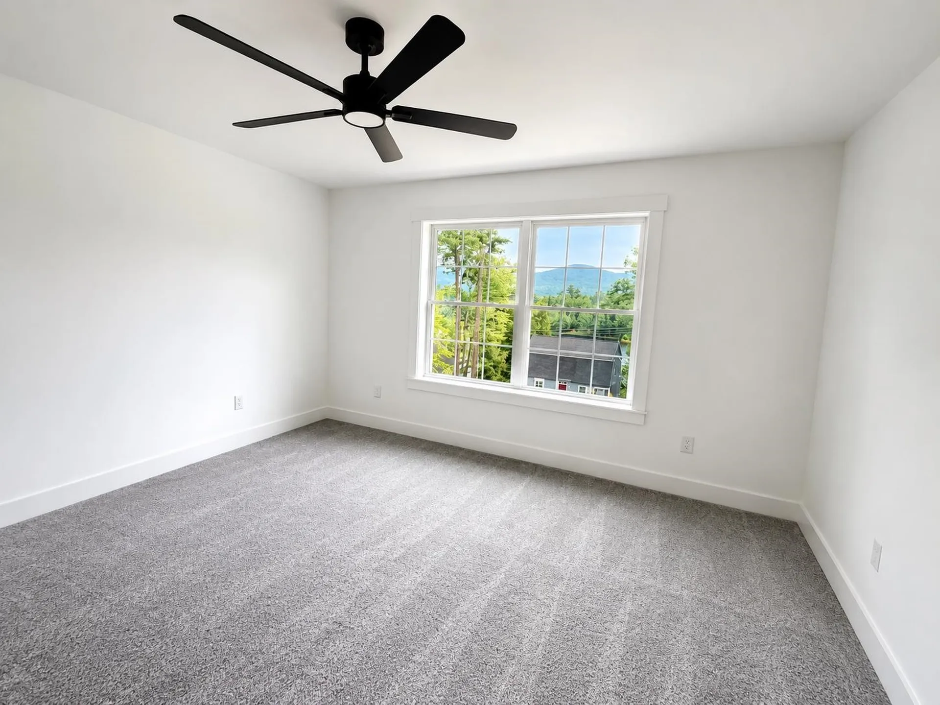 137 Lakeside Drive Haverhill NH 03765