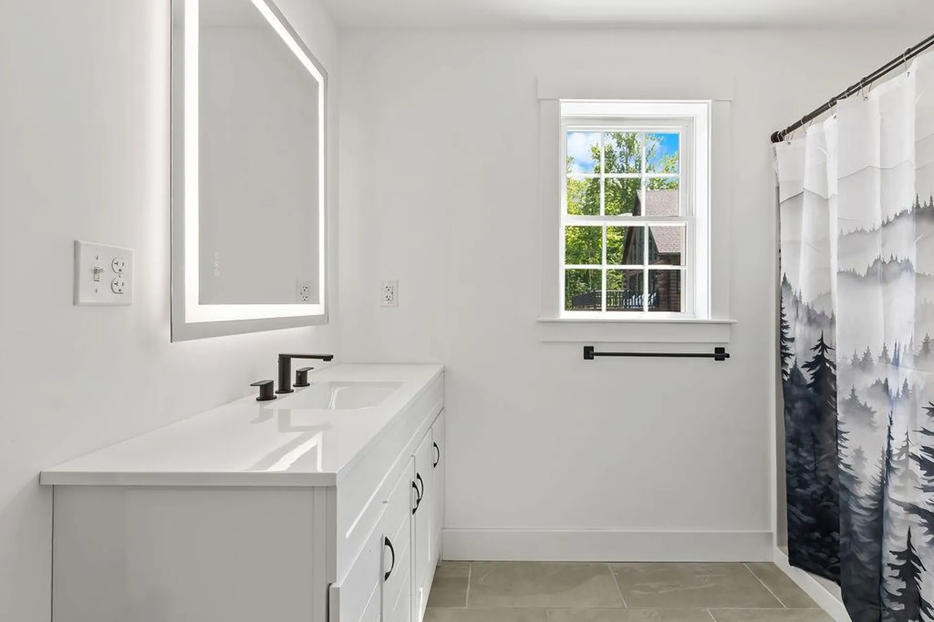 137 Lakeside Drive Haverhill NH 03765