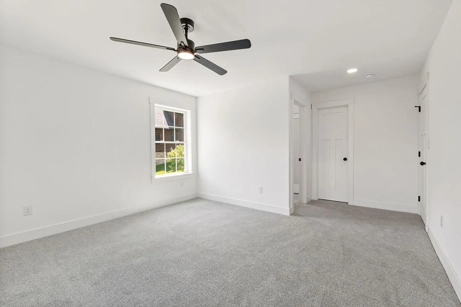 137 Lakeside Drive Haverhill NH 03765