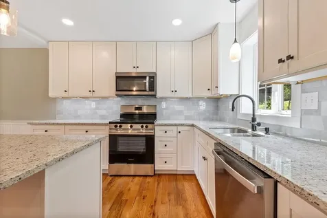 137 Lakeside Drive Haverhill NH 03765