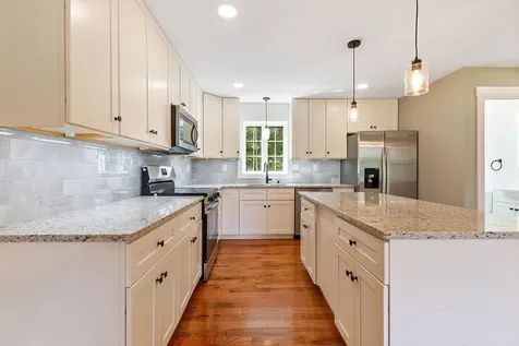 137 Lakeside Drive Haverhill NH 03765