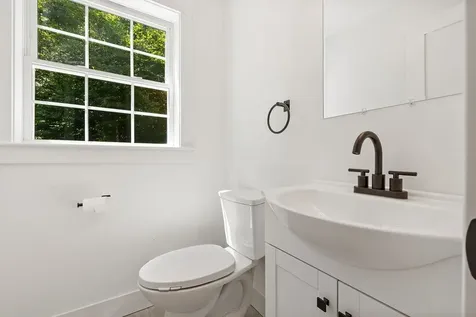 137 Lakeside Drive Haverhill NH 03765