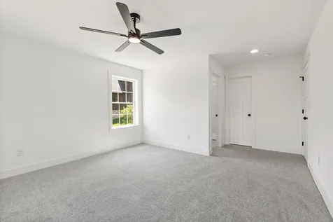 137 Lakeside Drive Haverhill NH 03765