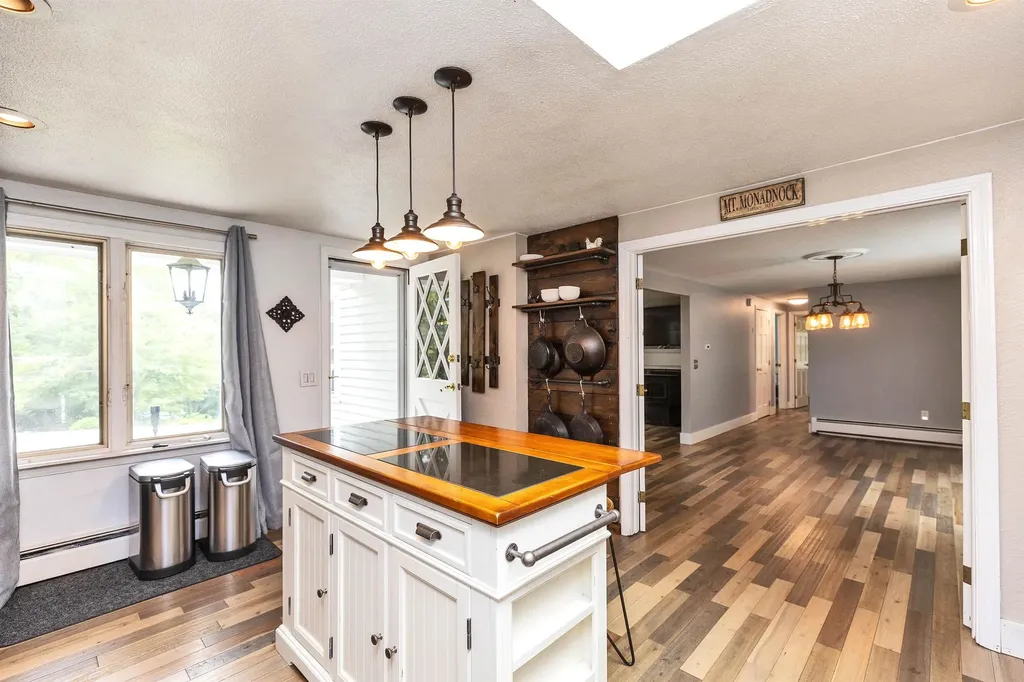 58 Hunter Farm Road Peterborough NH 03458