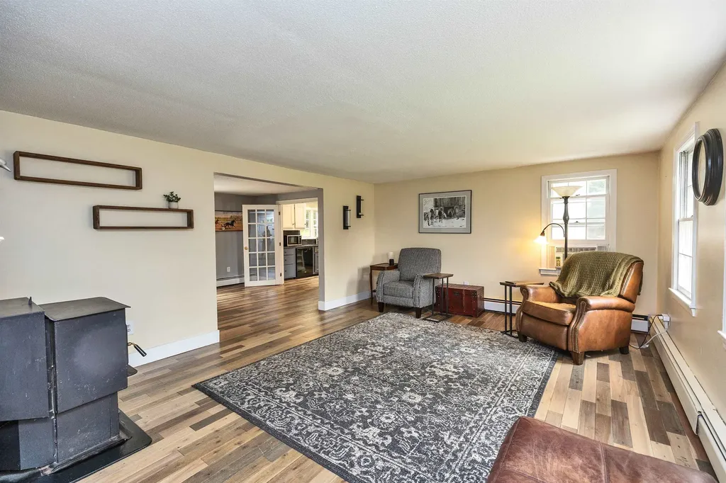 58 Hunter Farm Road Peterborough NH 03458