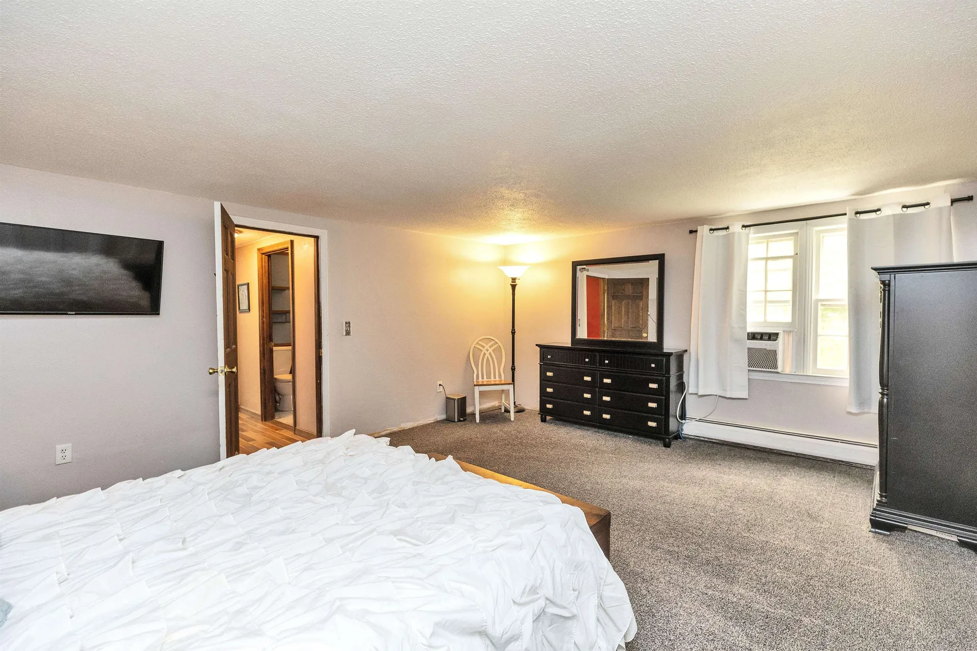 58 Hunter Farm Road Peterborough NH 03458