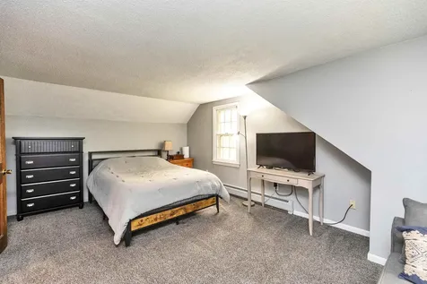 58 Hunter Farm Road Peterborough NH 03458