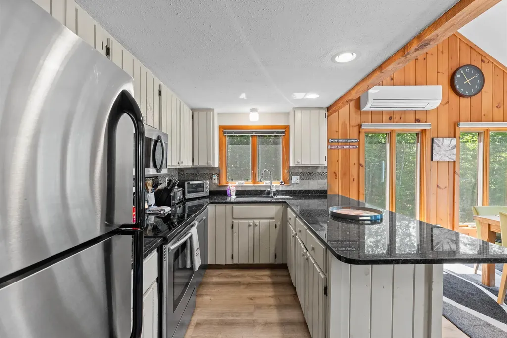 3 Mountainview Road Bartlett NH 03812