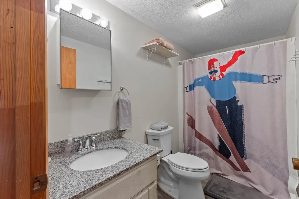 3 Mountainview Road Bartlett NH 03812