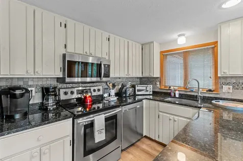 3 Mountainview Road Bartlett NH 03812