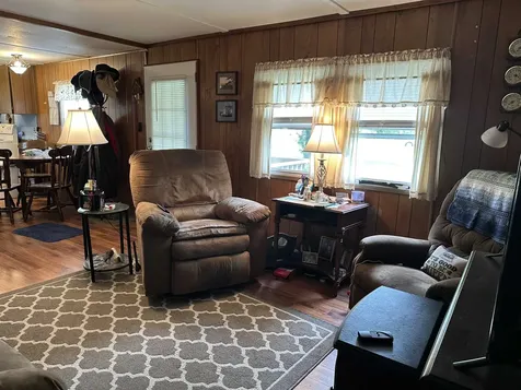 10 Woodland Park Troy NH 03465