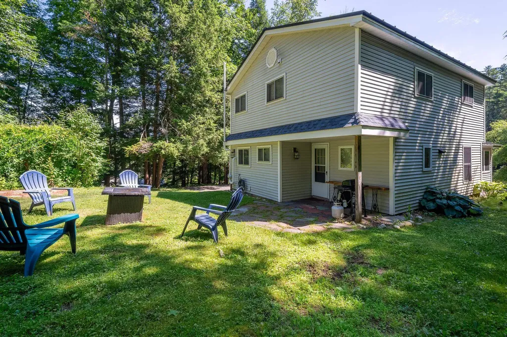 50 Rosewood Lane Castleton VT 05732