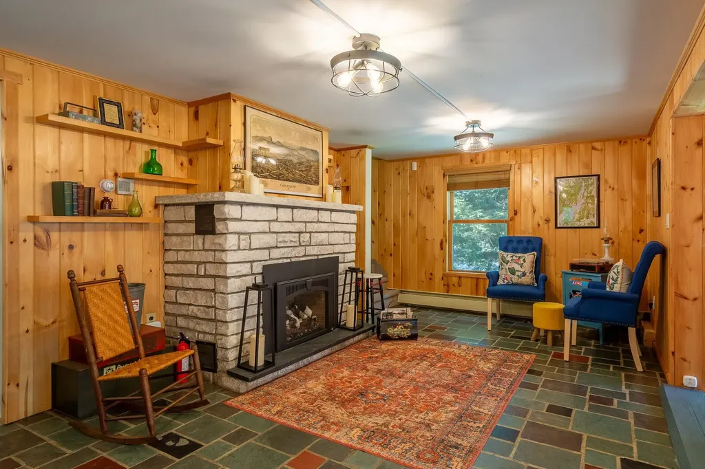 50 Rosewood Lane Castleton VT 05732