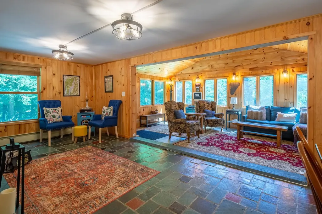 50 Rosewood Lane Castleton VT 05732