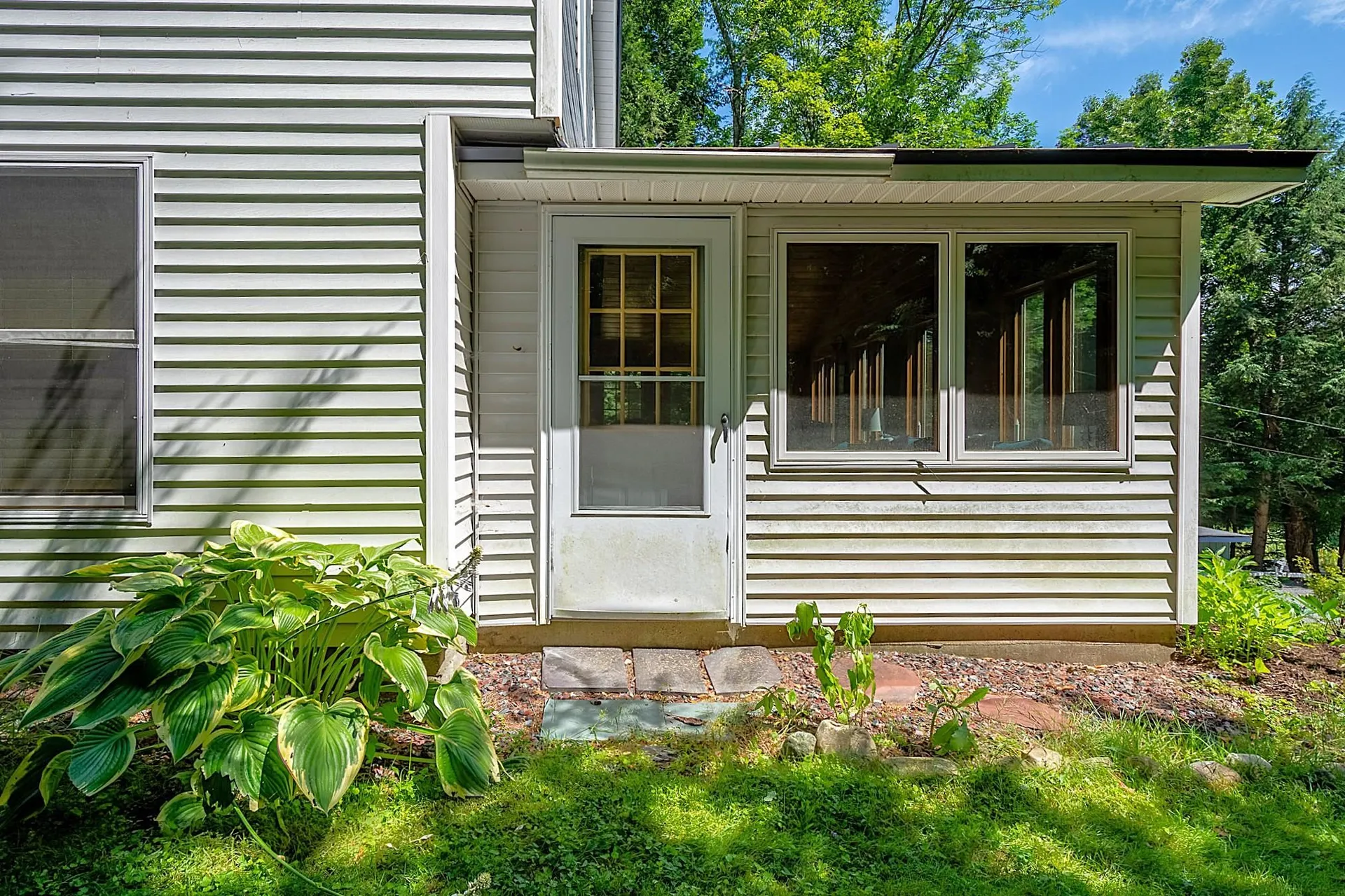 50 Rosewood Lane Castleton VT 05732