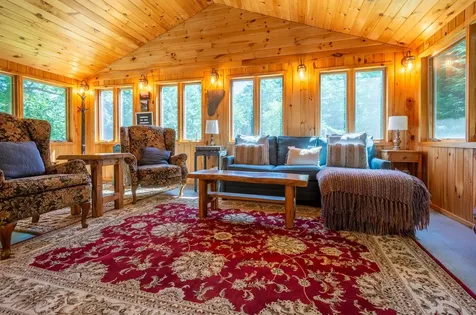 50 Rosewood Lane Castleton VT 05732