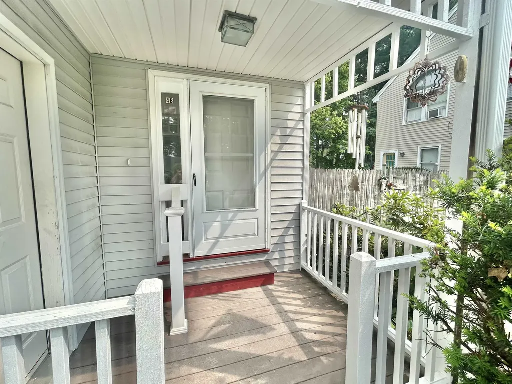 4B Pine Grove Avenue Nashua NH 03060