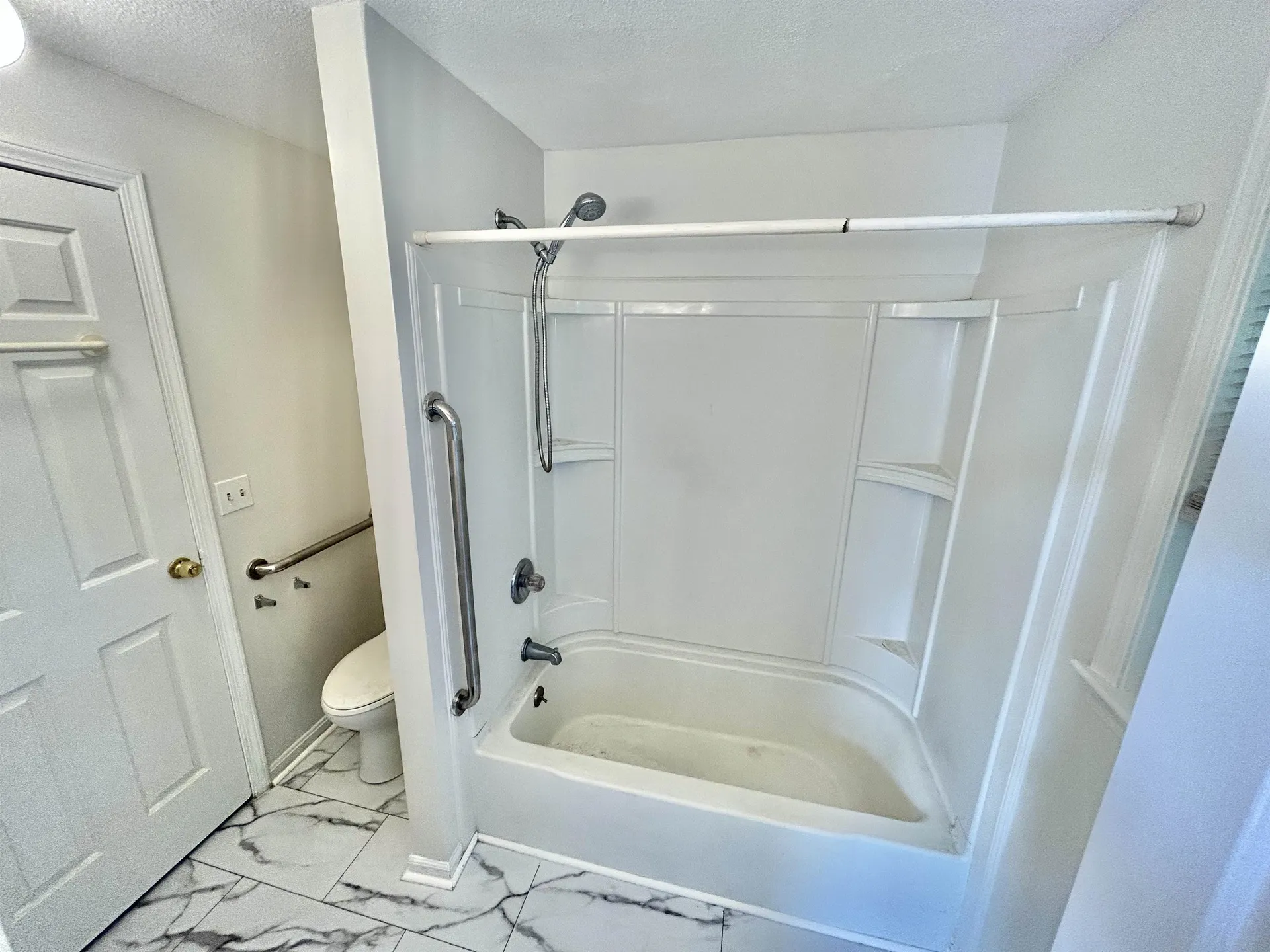 4B Pine Grove Avenue Nashua NH 03060