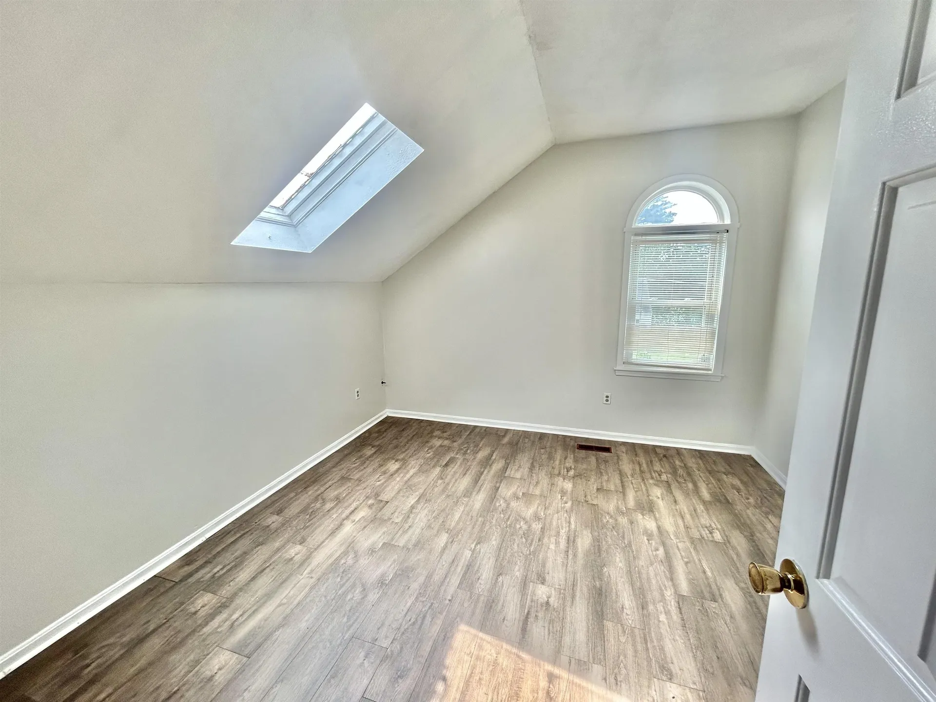 4B Pine Grove Avenue Nashua NH 03060
