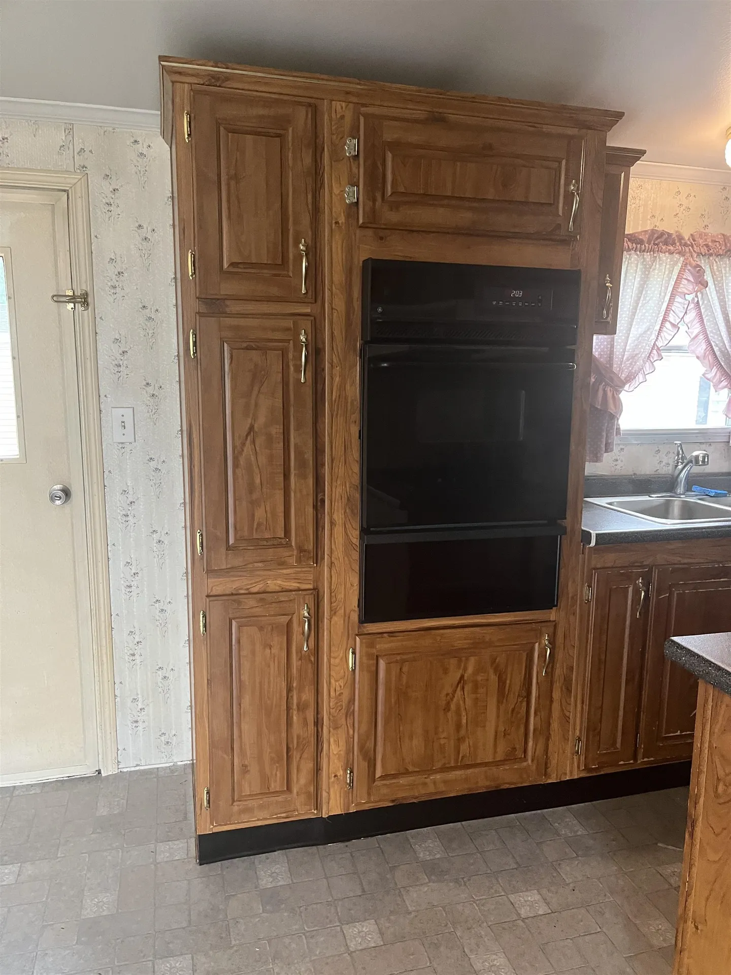 136 Sherwood Glen Somersworth NH 03878
