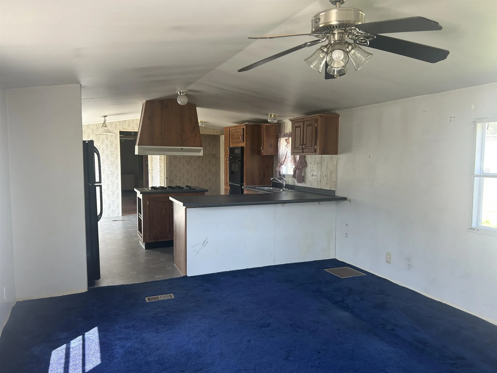 136 Sherwood Glen Somersworth NH 03878