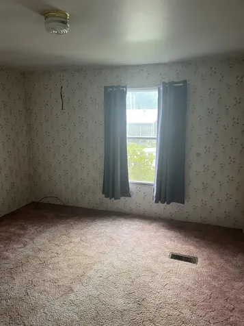 136 Sherwood Glen Somersworth NH 03878