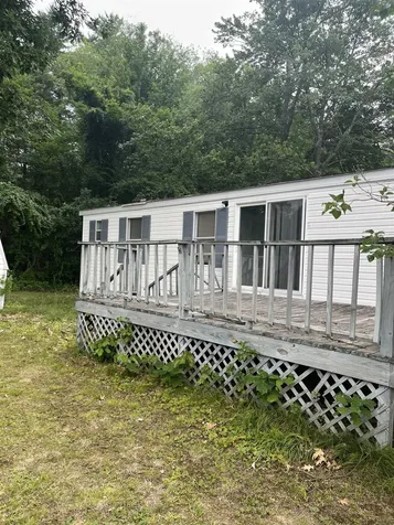 136 Sherwood Glen Somersworth NH 03878