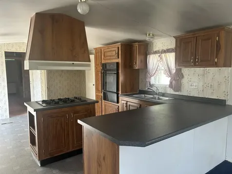 136 Sherwood Glen Somersworth NH 03878