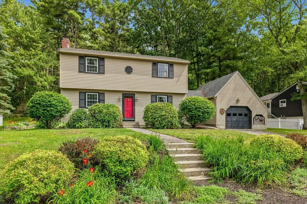 42 Harding Road Portsmouth NH 03801