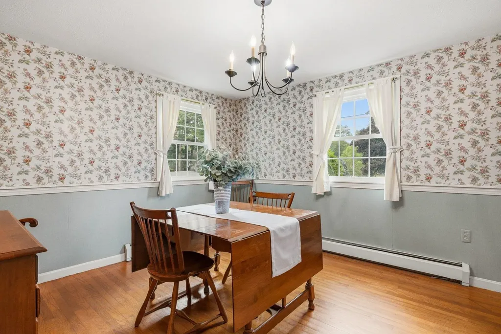 42 Harding Road Portsmouth NH 03801