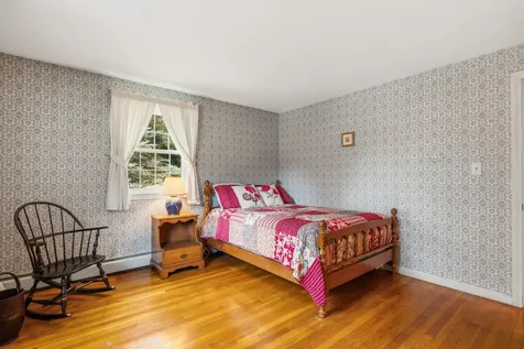 42 Harding Road Portsmouth NH 03801