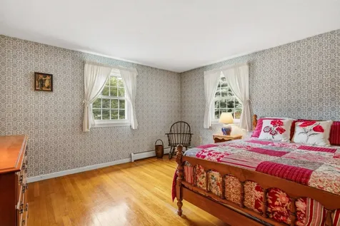 42 Harding Road Portsmouth NH 03801