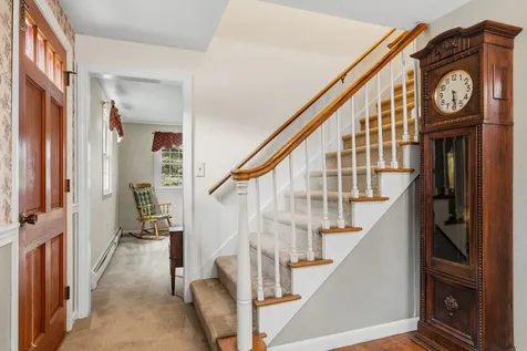 42 Harding Road Portsmouth NH 03801
