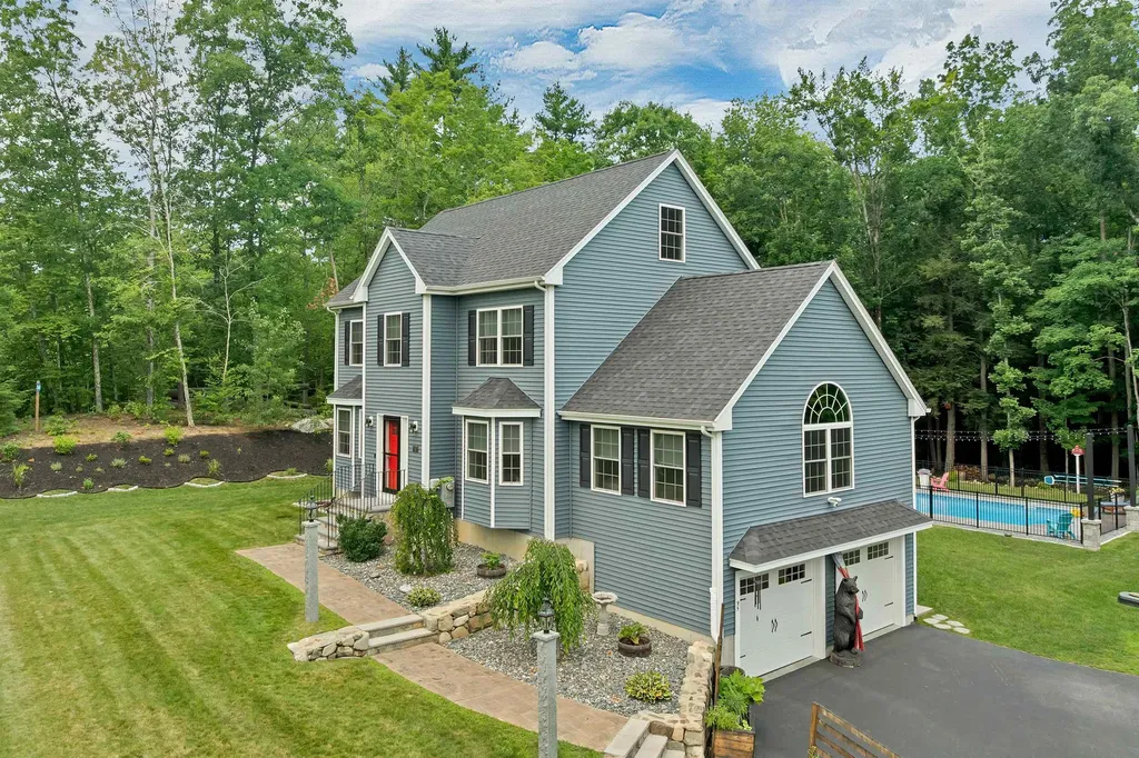 95 Olde Bridge Lane Epping NH 03042