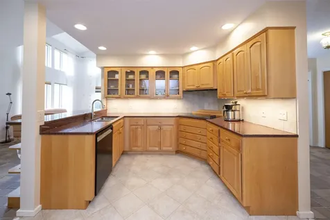 3755 Quechee Main Street Hartford VT 05059
