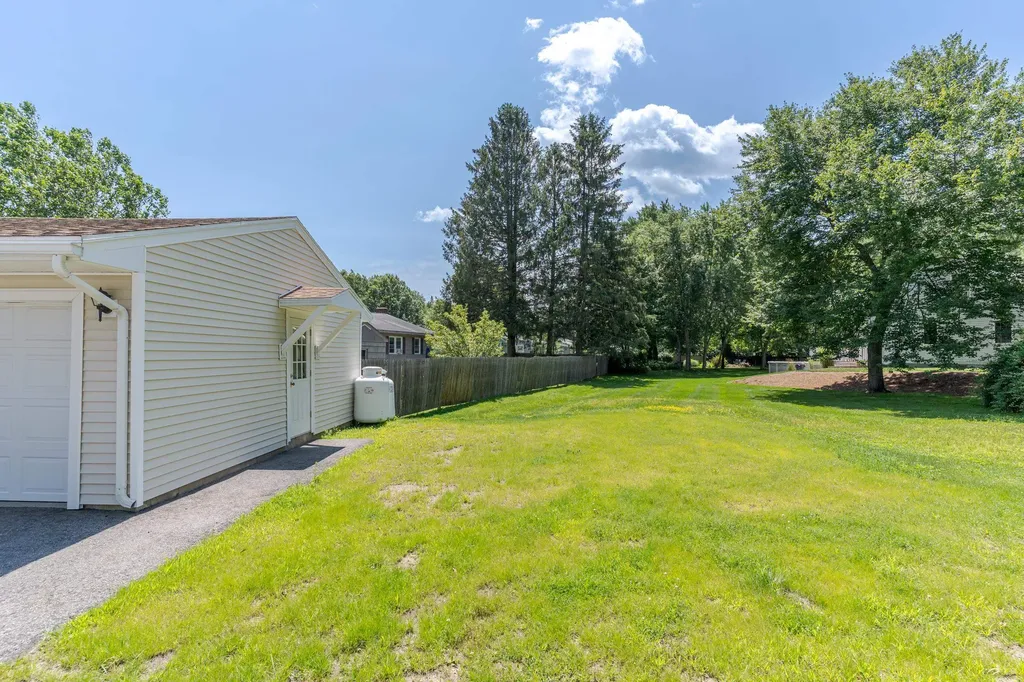 29 Haven Lane Exeter NH 03833