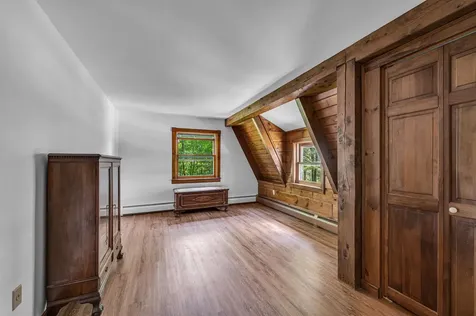 66 Upper Oak Hill Road Newfane VT 05345