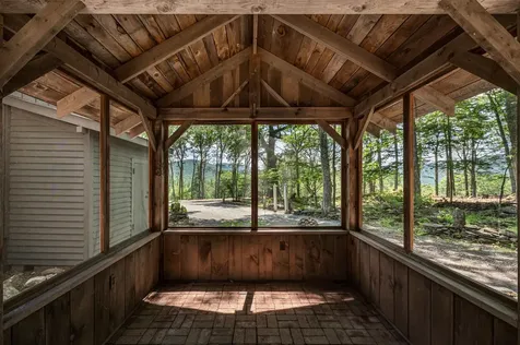 66 Upper Oak Hill Road Newfane VT 05345