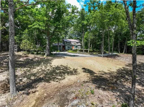 66 Upper Oak Hill Road Newfane VT 05345