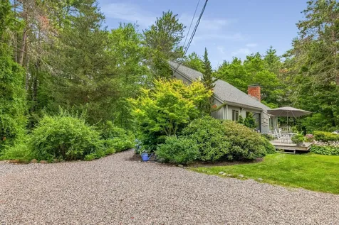 217 Kensington Road Hampton Falls NH 03844
