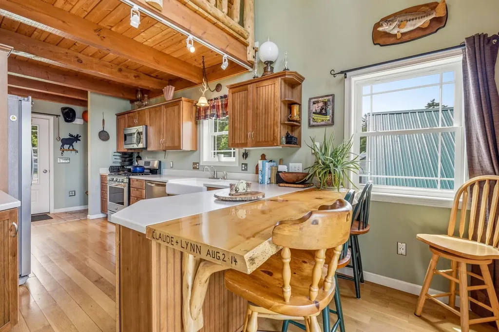 217 Beach Road Pittsburg NH 03592